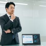 マーケティングに悩む保険代理店の経営者